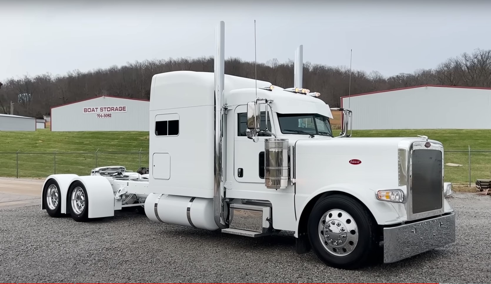 The Mighty Peterbilt 389 - Ultimate Power with a 310in Wheelbase ...